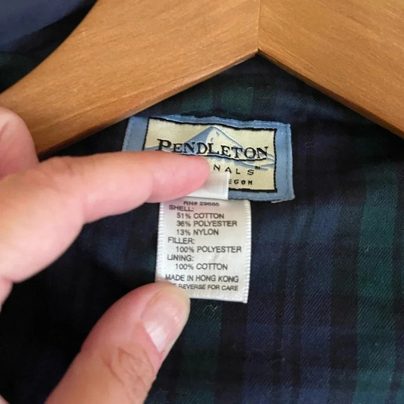 Women’s Pendleton flannel lined navy blue sleeveless vest Large - Picture 6 of 6